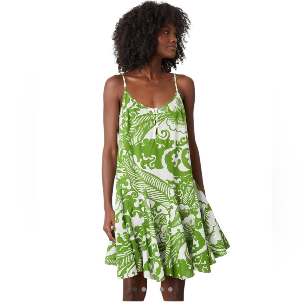 NWT Velvet by Graham & Spencer Vivian Printed Green Floral Dress Summer Vacation